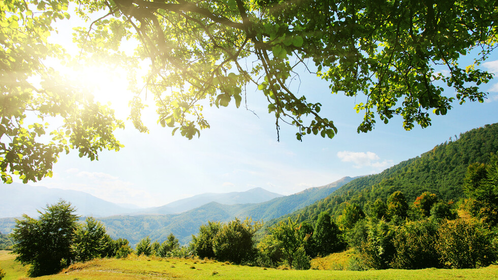 Преобладаващите максимални температури ще са между 26° и 31°През нощта