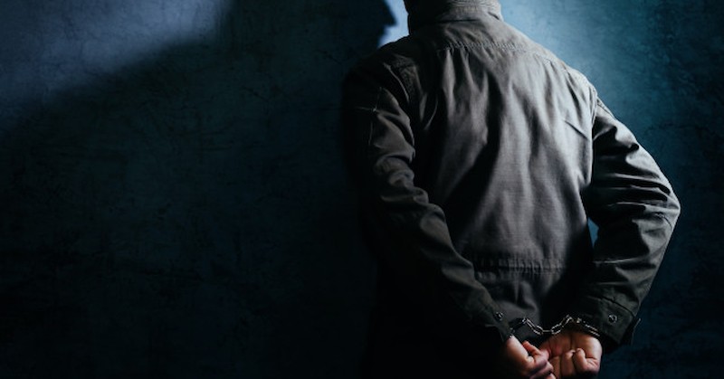 19-годишният извършител опитал да се покрие в гората, но униформените