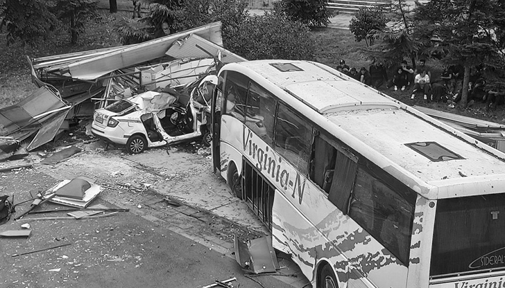 Днес е много тъжен ден за БургасВъв връзка с трагичния