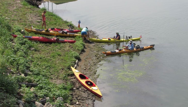 Проблем се оказа мястото за акостиране на лодкитеБлизо 150 участници