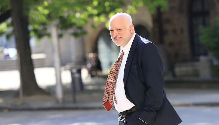 Велислав Минеков досега е бил министър на културата в двете