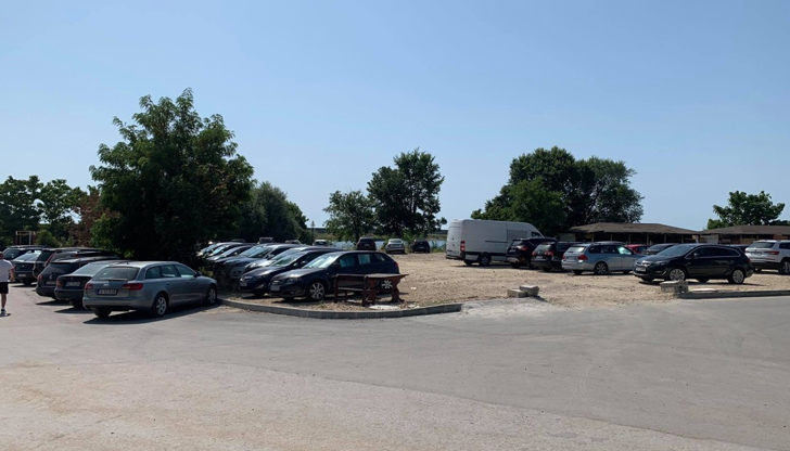 Паркирането по морето &ndash; с нови, по-високи, цени това лятоТуристите