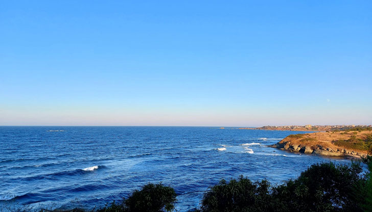 Мъже са спасили с въже жена от удавяне на неохраняемия