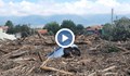 Багери извадиха повече от 30 коли от речно корито след потопа в Карловско