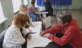 Приключиха референдумите в украинските области