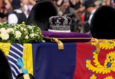 Историк Кралицата лично се е облагодетелствала от колониализмаНасилие мъчения изнасилвания