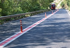 Пътища с коловози и износена настилка стеснения на участъци опасни