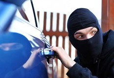 Варненецът Борислав Борисов е поредната жертва на нахални автокрадци които