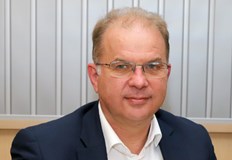 Той не коментира дали кабинетът ще е експертен или политическиТова каза