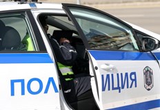 Четирима души са настанени в болницаПолицаи катастрофираха в София Инцидентът е