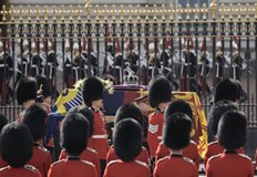 Всички желаещи да отдадат последна почит към кралицата ще имат