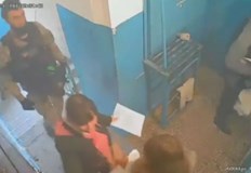 На референдумите за присъединяване към Русия на контролираните от нея