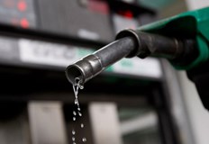 Нужни са ви филтърна хартия и капка бензин Докато автомобилната индустрия бързо върви