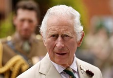 Това става автоматично след смъртта на кралица Елизабет ВтораКралицата на