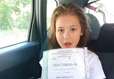 8 годишната Дария Ангелова която е с аутизъм има все още