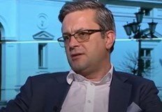 Бившият депутат подчерта че първата задача е България да има