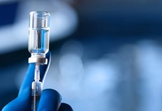 За първична ваксинация се прилагат иРНК ваксини Comirnaty или SpikevaxБългария