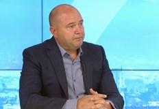 От началото на годината спрямо предходната единствено се запазва потреблението