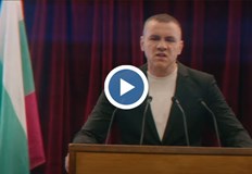 Христо Петров по известен като Ицо Хазарта възпя времето прекарано в