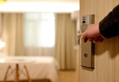 Хотелиери по Северното Черноморие заявиха че държавата им дължи стотици