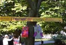 В него русенчета превърнаха пространството около РБ Любен Каравелов в истинска