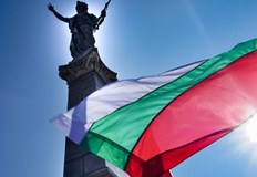 Силата ни е в обединението Честит празник България Така кметът Пенчо