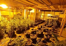 Задържани са двама мъже на 53 и 34 годиниАнтимафиоти