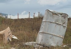 Тонове опасни отпадъци бяха открити в полето край СофияОтпадъците ще
