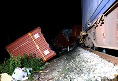 Засега са открити три тела на загинали на мястото на