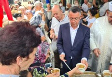 Инициативата е по случай едноименния празникНад 3 000 порцииашуре бяха