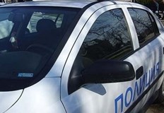 По първоначална информация единият е в по тежко състояниеАвтомобил е блъснал