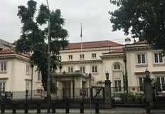 Знамената ще останат свалени до 8 00 ч сутринта след погребението