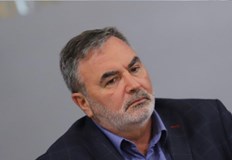 Няма никакви данни че главният държавен здравен инспектор има собственост