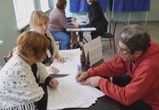 След пет дни гласуване референдумите организирани от Русия в четири