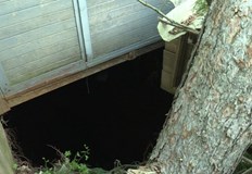 Преди дни под имот в квартал Устово се появи карстова