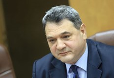 С 43 се повишава заплатата на главния секретарНова по висока заплата