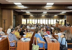 Деца младежи и пълнолетни лица от социалните услуги ще се