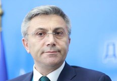 Бойко Рашков е превърнал полицията в милиция която да изпълнява