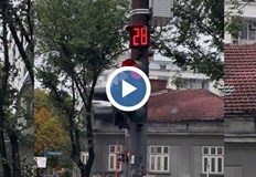 Това е най бързият секундарник на светофар в градаМного от светофарните