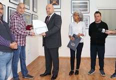 Известният русенски фотограф Явор Мичев бе удостоен с плакет на областния управителТова