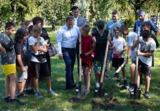 Днес се състоя символична първа копка на съоръжението в Парка на