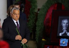 В Москва започна погребението на бившия лидер на СССР Михаил