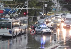 Екипи на НЕЛСЕН отводняват града след проливния дъждЕкипите на фирма