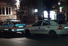 17 годишен русенец със сила издърпал от ръката на детето мобилния му телефонСлужители на