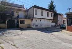 За родният дом на Димитър Талев не могат да се