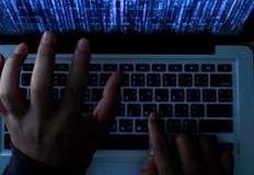Изнудват потребителите с фалшиви имейли за участие в киберпрестъпления с