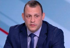 Затваряне на болници производства и принудителни дървени ваканции в училищата