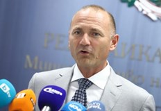 По думите му България продължава да се стреми да бъде изправна