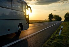 Автобусът се е обърнал в крайпътна канавкаПоне 8 души са