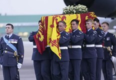 Повече от половината население на света вероятно ще проследи на